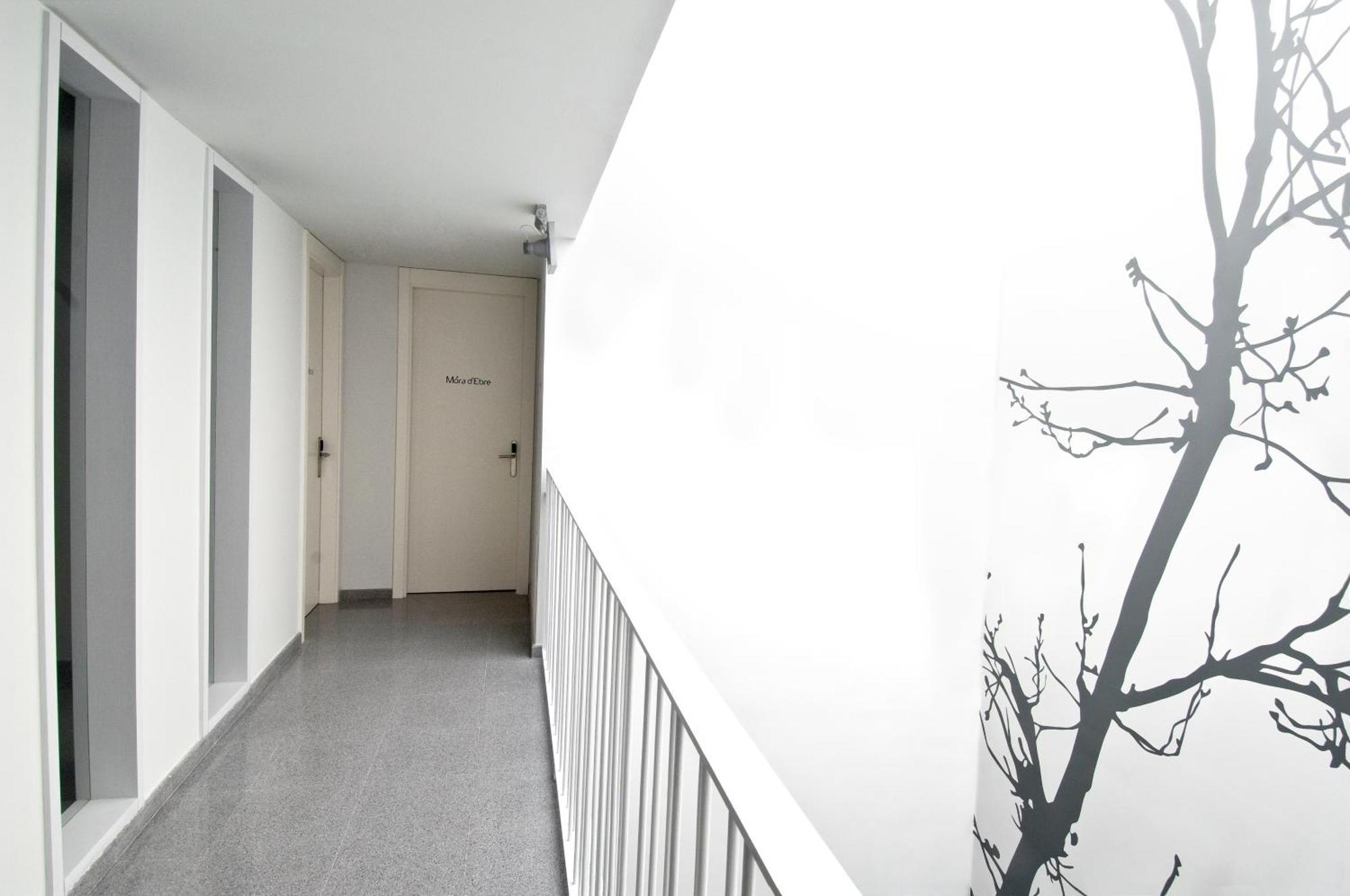 Hostal La Creu Mora d'Ebre Bagian luar foto