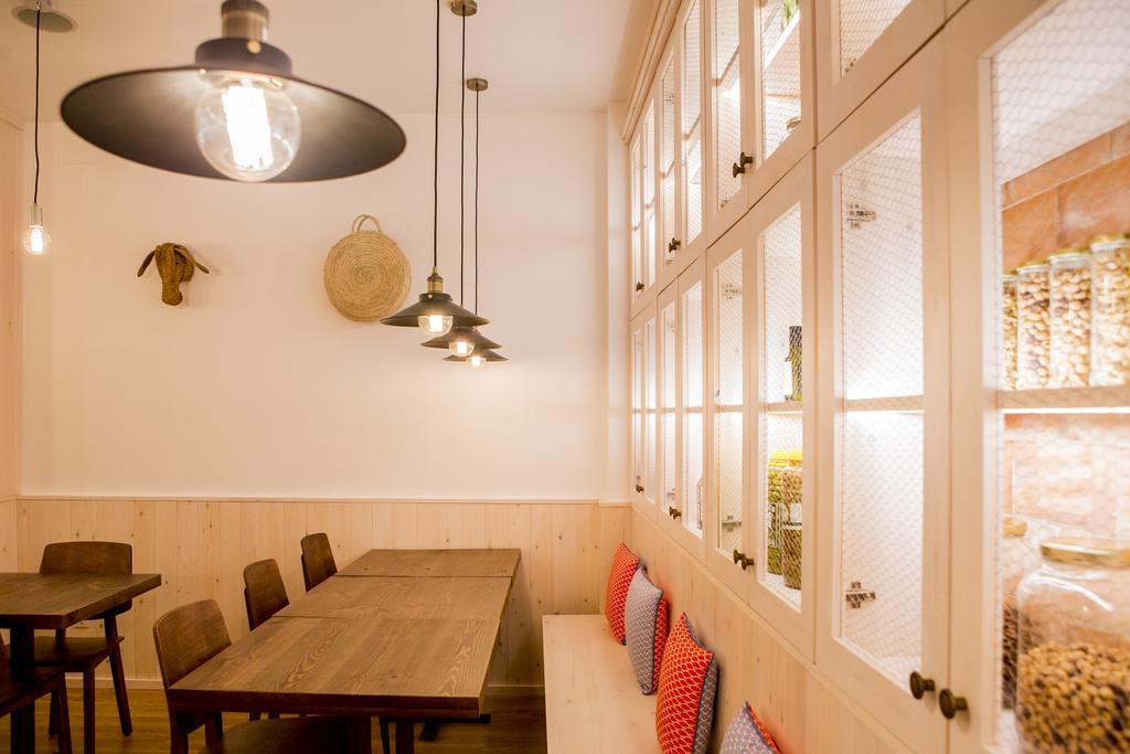 Hostal La Creu Mora d'Ebre Bagian luar foto